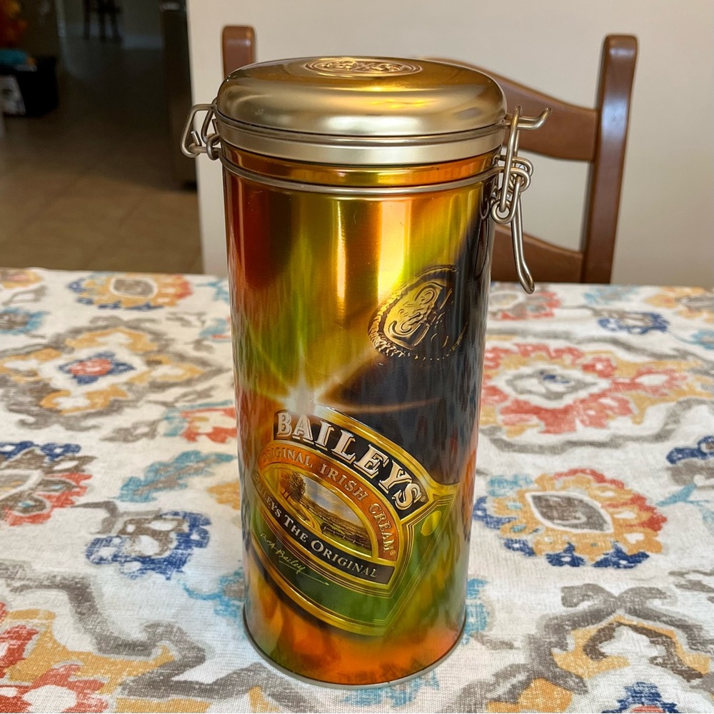 Vintage 1996 Edition Baileys Irish Cream Liquor Tin Canister With Hinged Lid